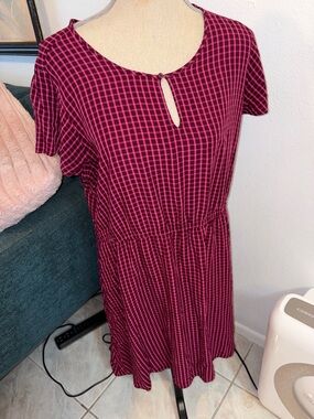 Women’s Old Navy XL Pink Plaid Dress with Sleeves
